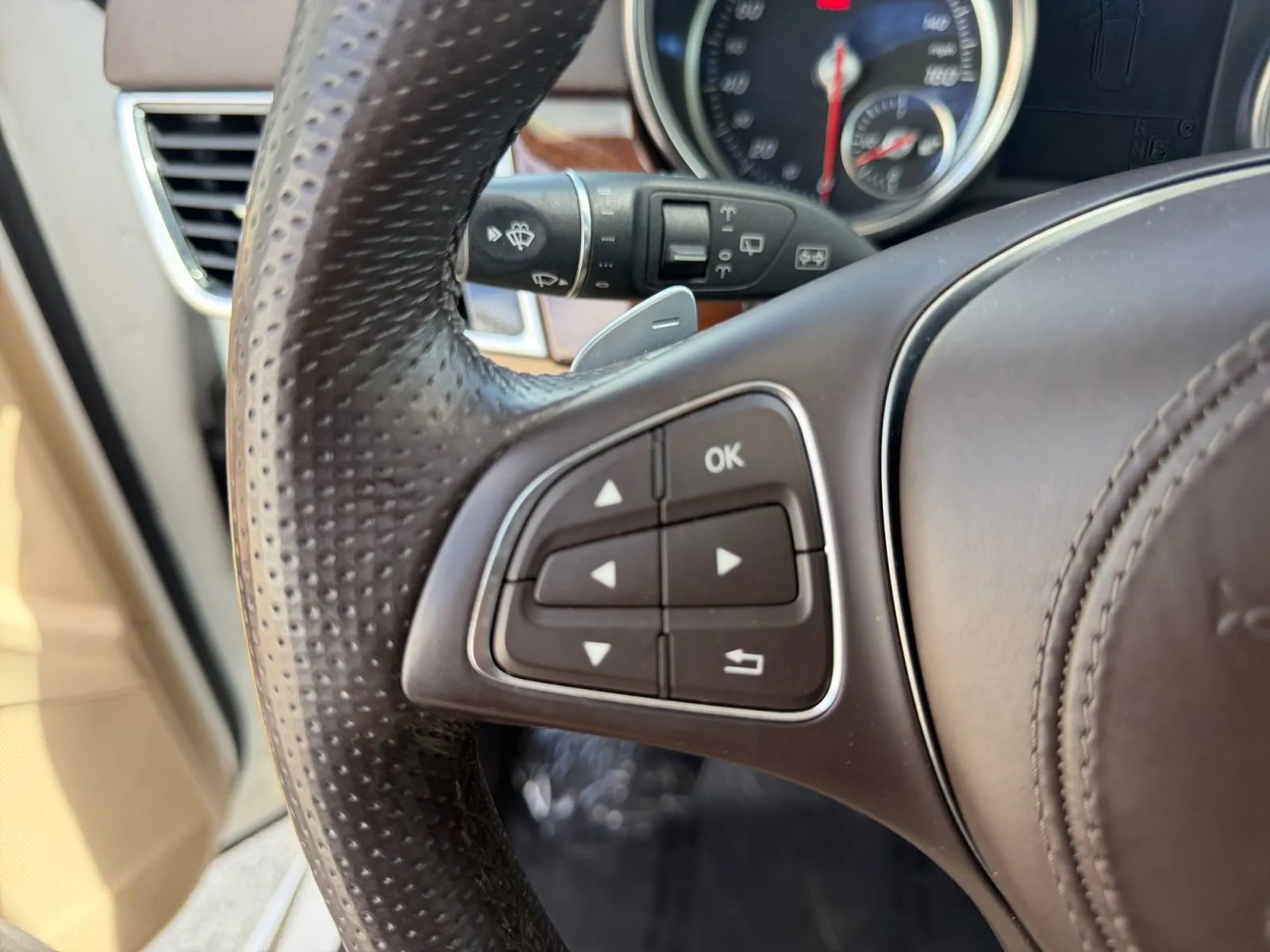 Used 2019 Mercedes-Benz GLS 450 4MATIC image 24