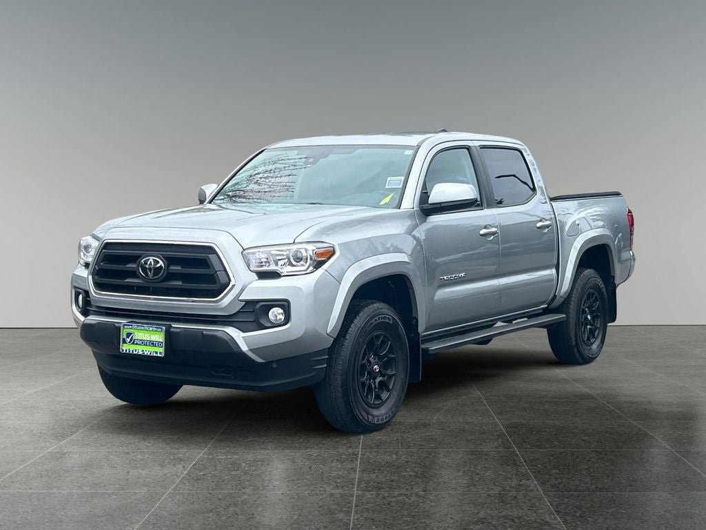 Used 2022 Toyota Tacoma SR5 AWD/4WD image 3