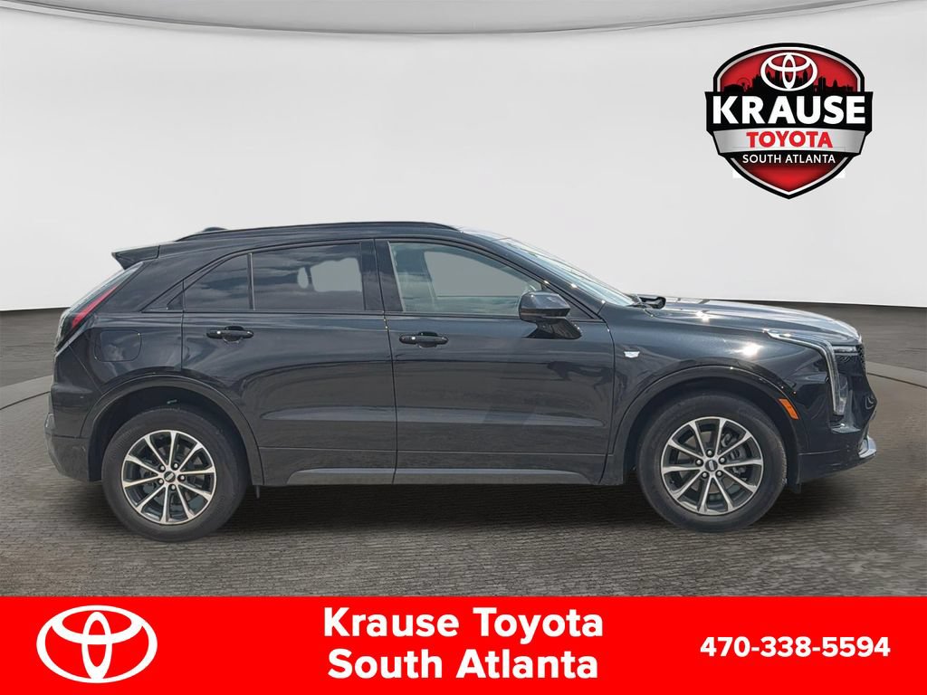 Used 2025 Cadillac XT4 Sport FWD image 9