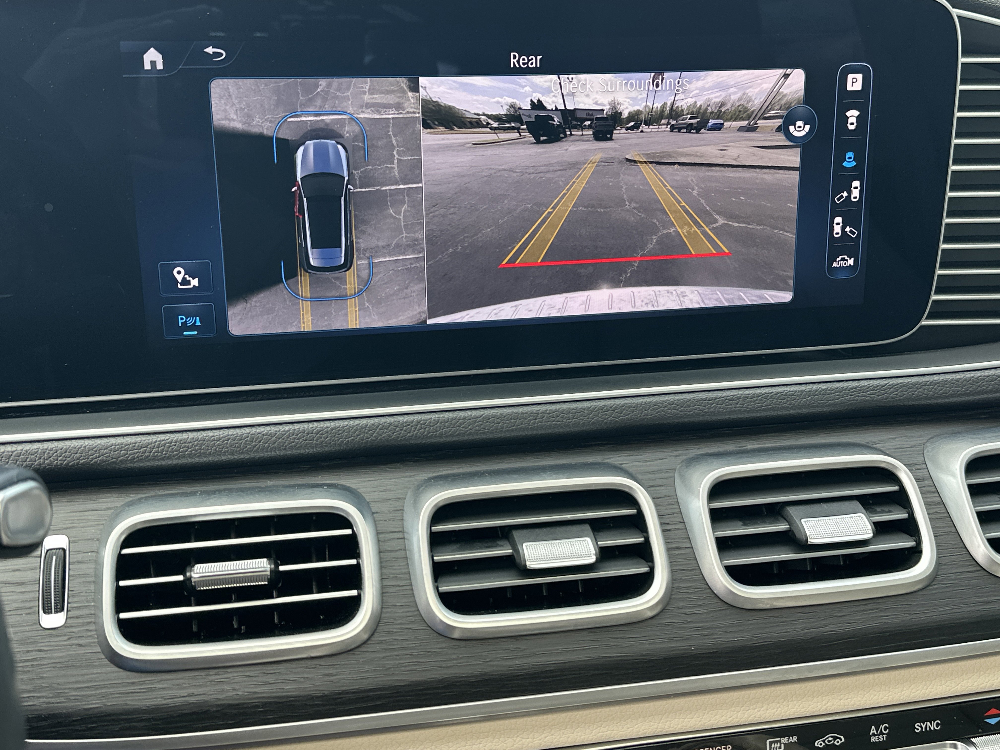 Used 2024 Mercedes-Benz GLE 350 4MATIC image 30