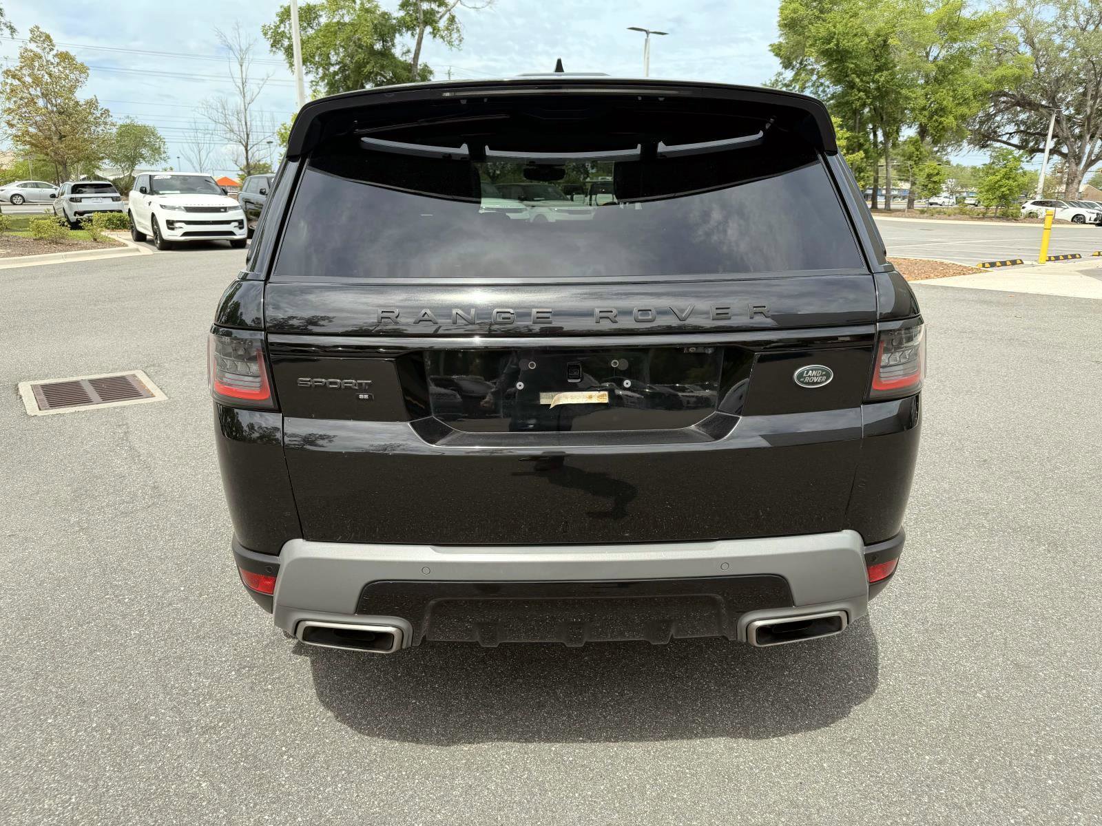 Used 2022 Land Rover Range Rover Sport SE image 6