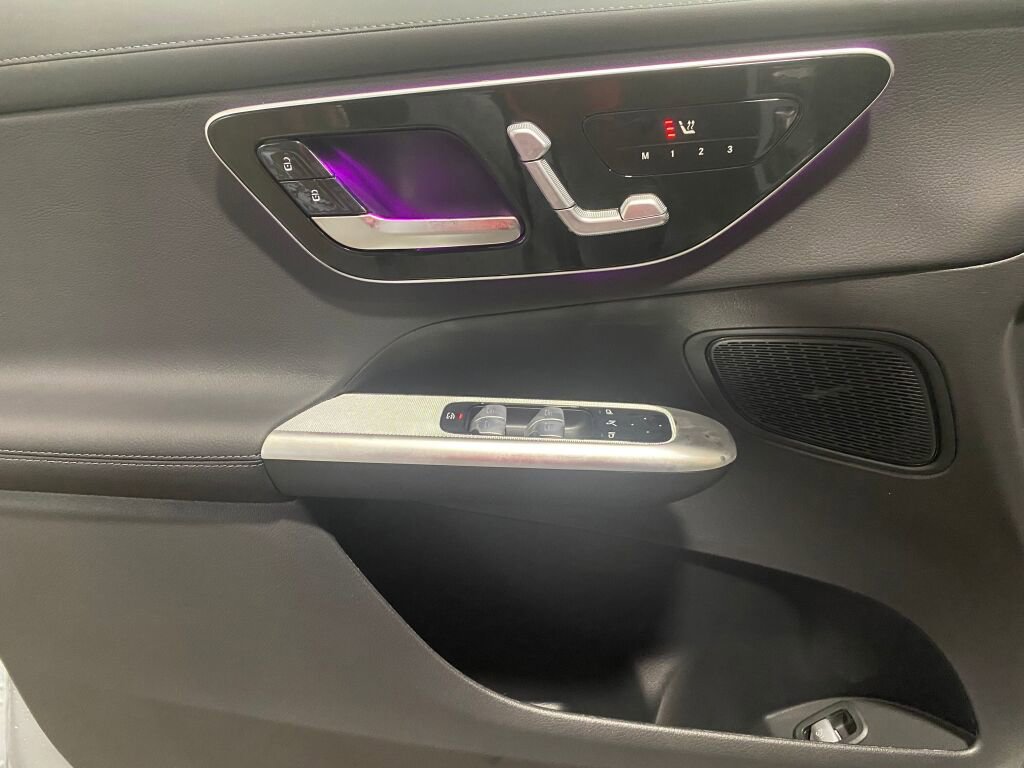 New 2026 Mercedes-Benz GLC 300 4MATIC image 10