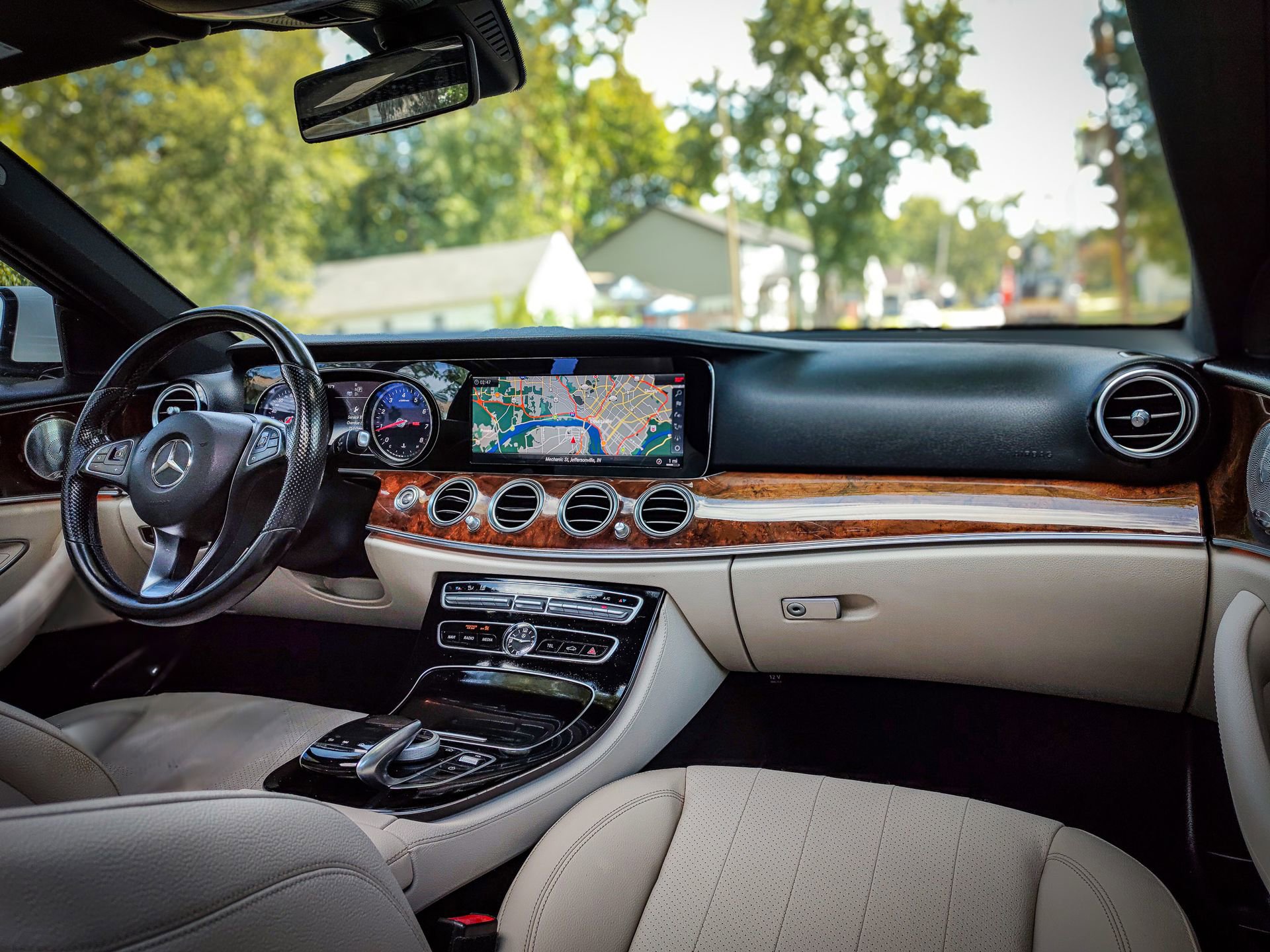 Used 2018 Mercedes-Benz E 300 w/ Premium 1 Package image 24