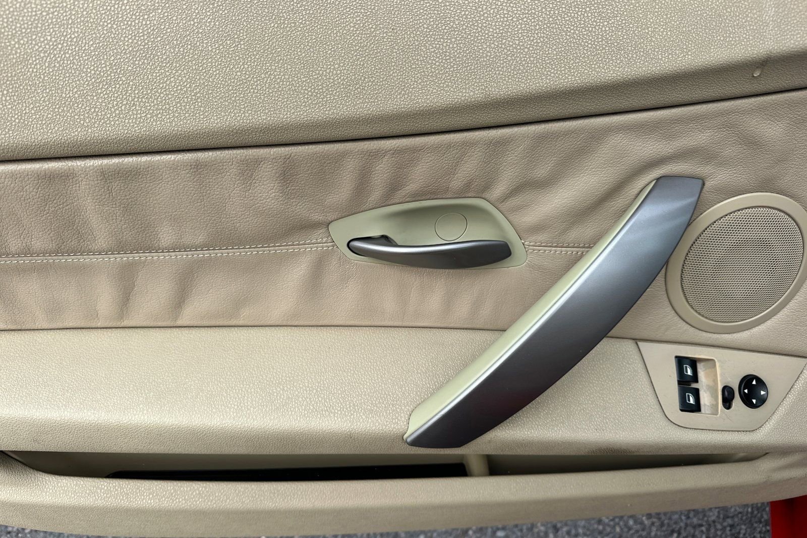 Used 2008 BMW Z4 3.0i image 12