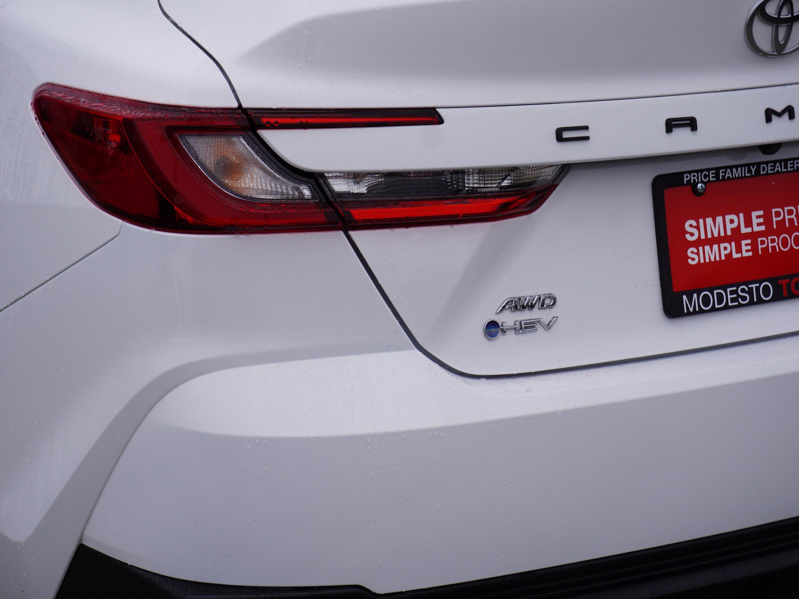 Used 2025 Toyota Camry SE image 9