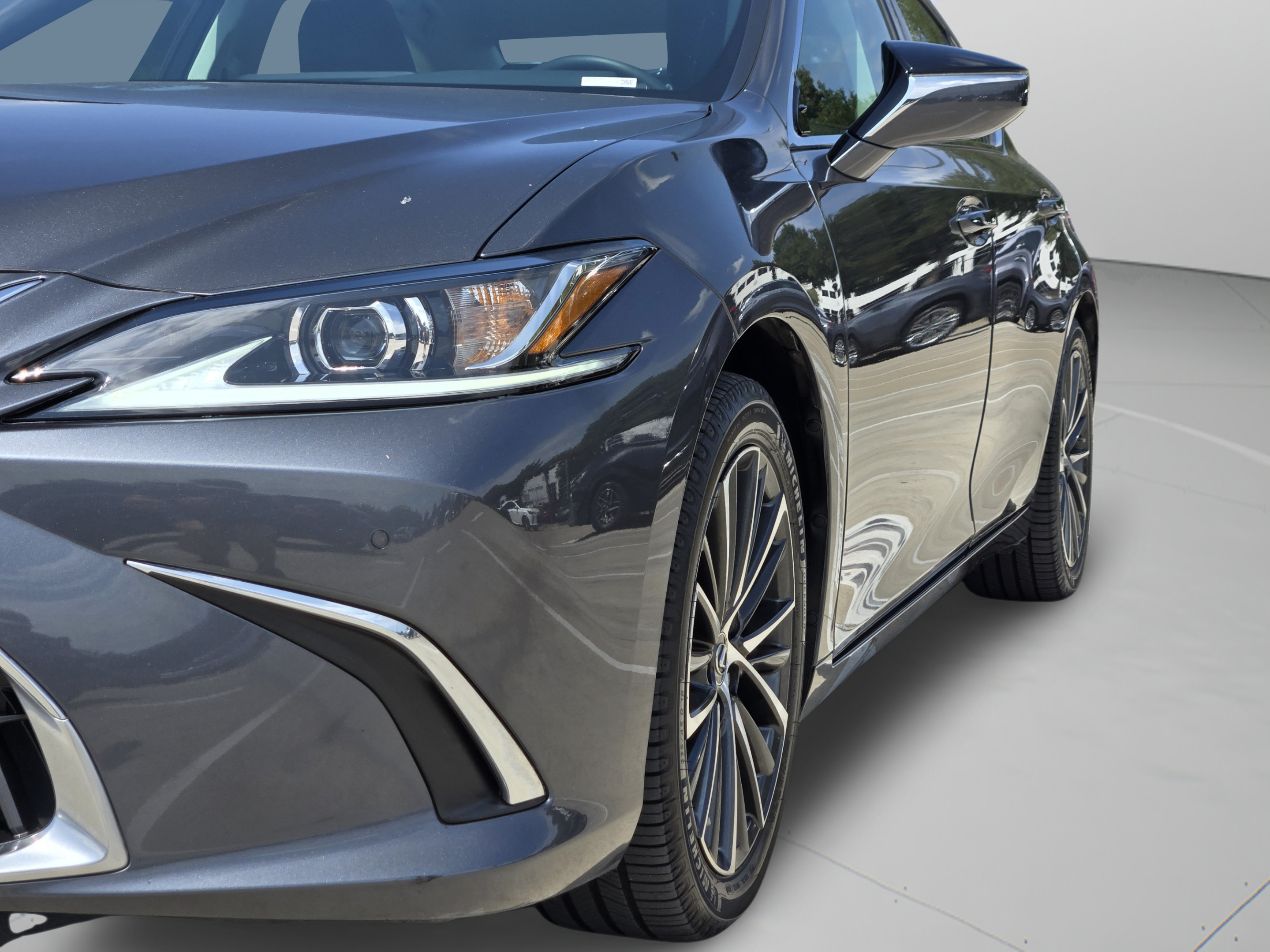 Certified 2022 Lexus ES 350 w/ Premium Package FWD image 38