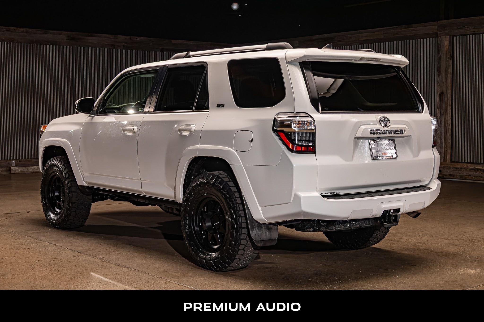 Used 2021 Toyota 4Runner SR5 AWD/4WD image 6