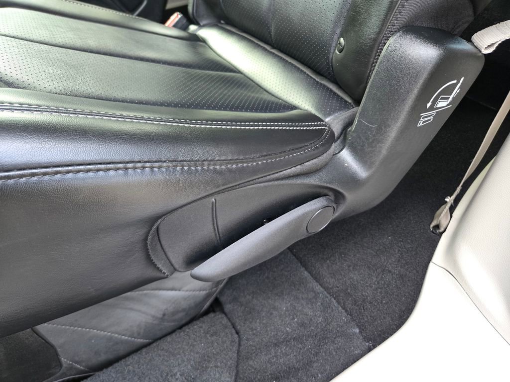 Used 2024 Chrysler Pacifica Touring-L FWD image 34