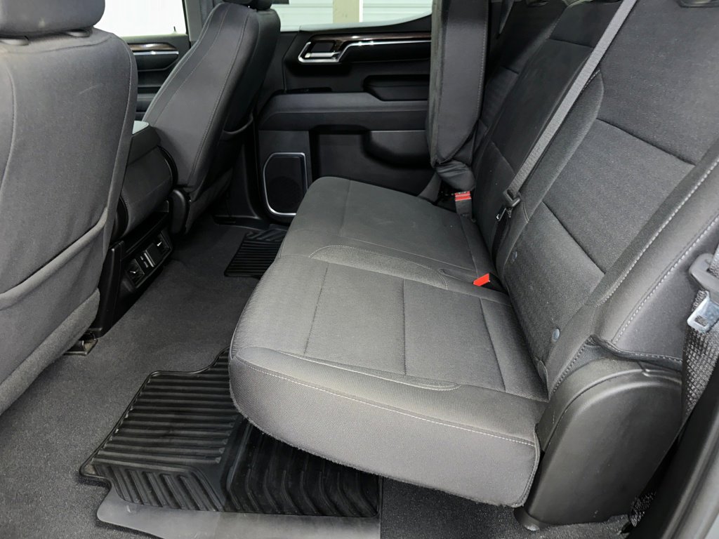 Used 2023 Chevrolet Silverado 1500 LT image 19