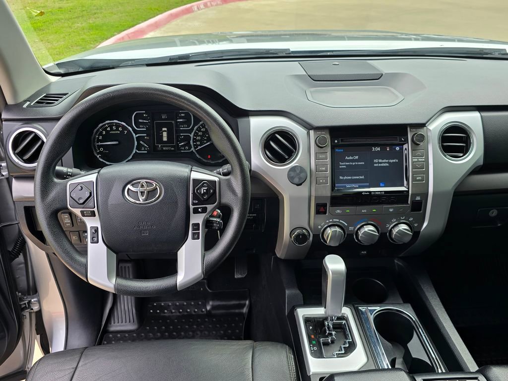 Used 2018 Toyota Tundra SR5 w/ SR5 Upgrade Package AWD/4WD image 22