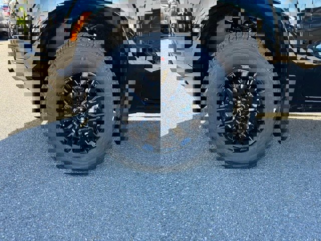 New 2026 Nissan Frontier SV w/ SV Convenience Package image 9