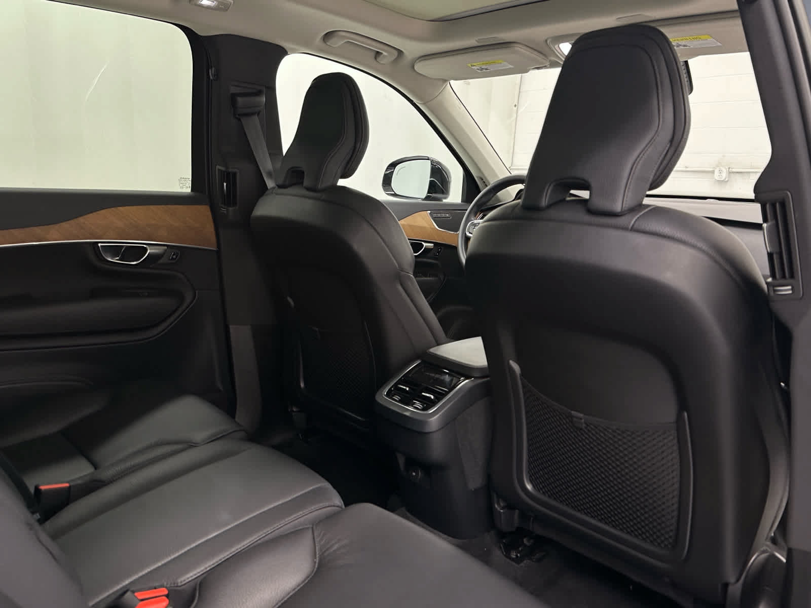 Used 2023 Volvo XC90 B6 Core w/ Protection Package Premier AWD/4WD image 21