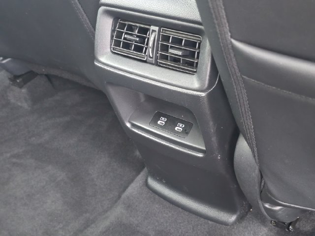 Used 2025 Honda CR-V Sport Touring image 40