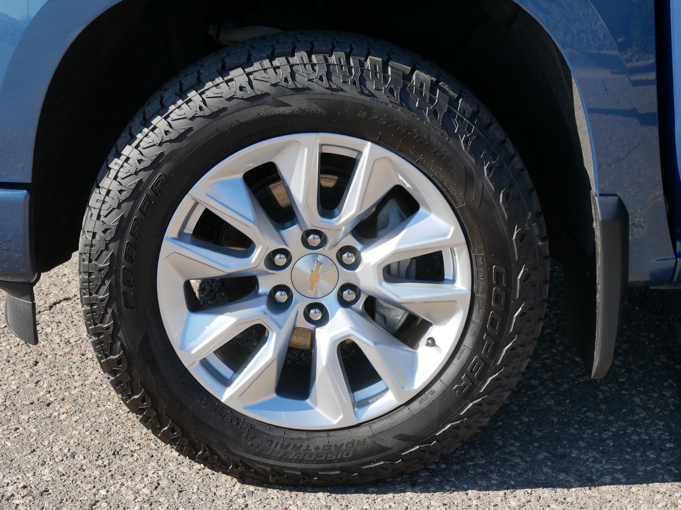 Used 2024 Chevrolet Silverado 1500 Custom image 15