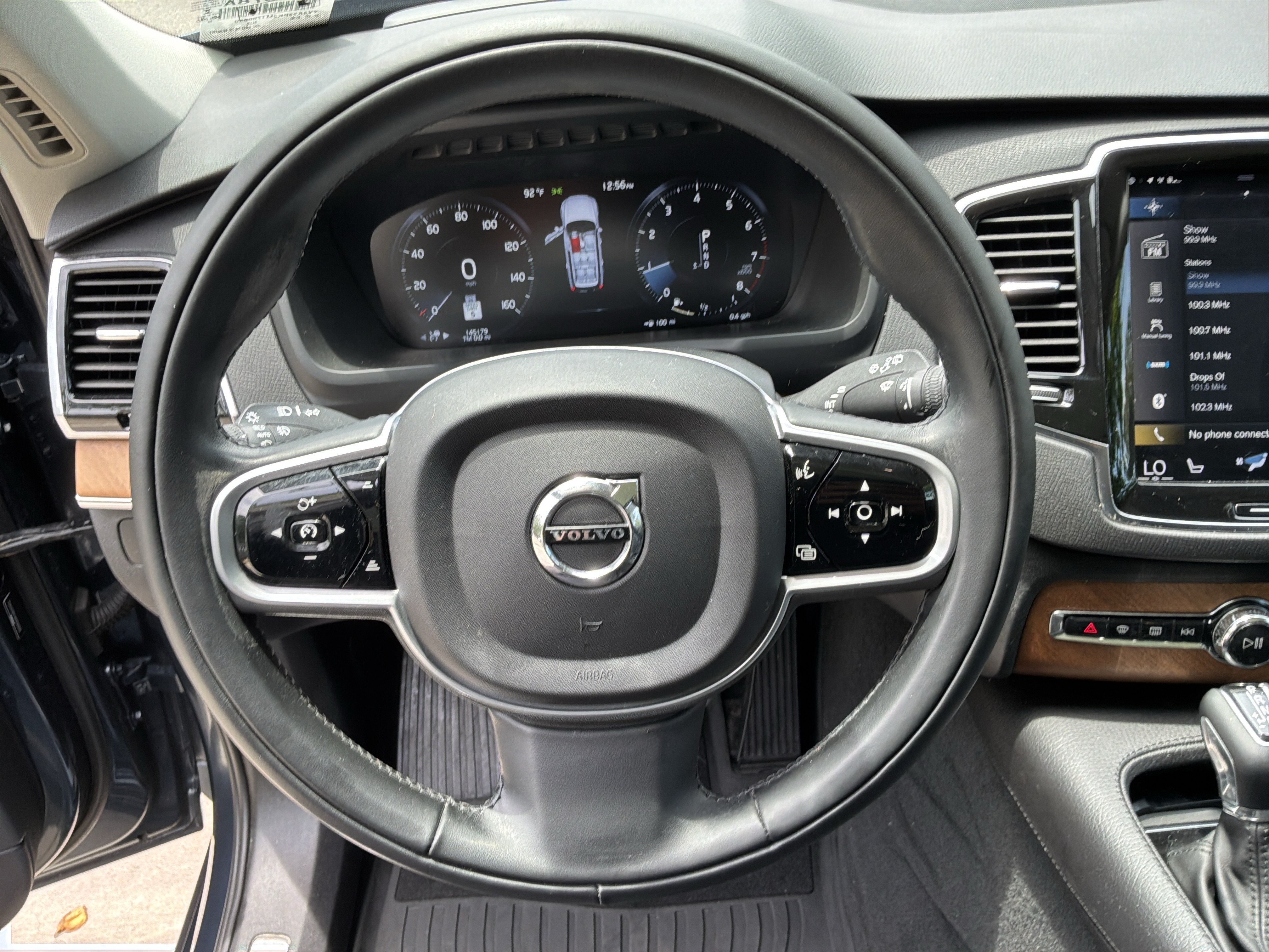 Used 2021 Volvo XC90 T6 Momentum w/ Advanced Package AWD/4WD image 18