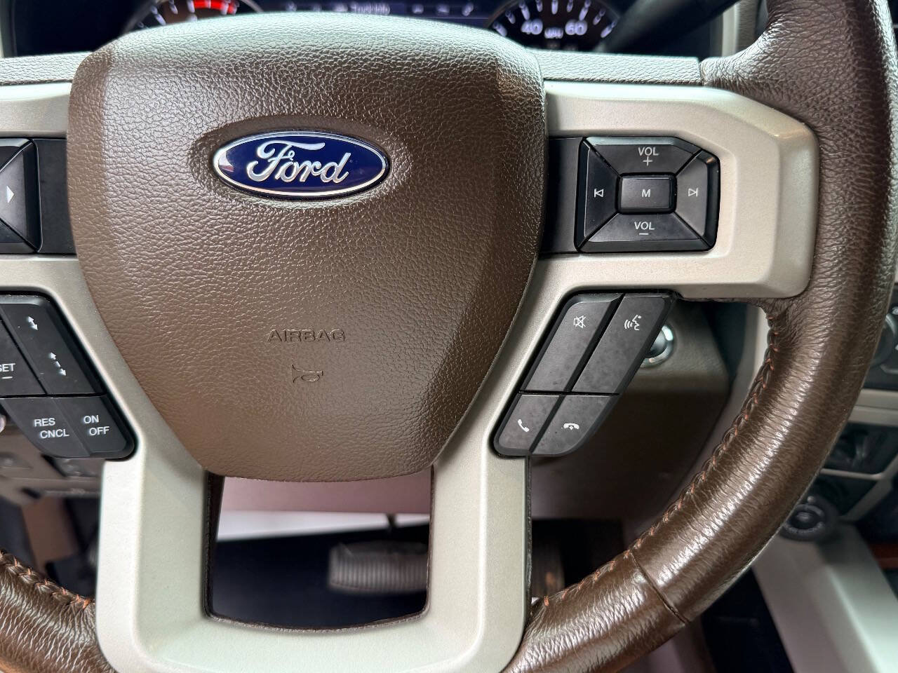 Used 2022 Ford F350 King Ranch w/ Tremor Off-Road Package AWD/4WD image 27