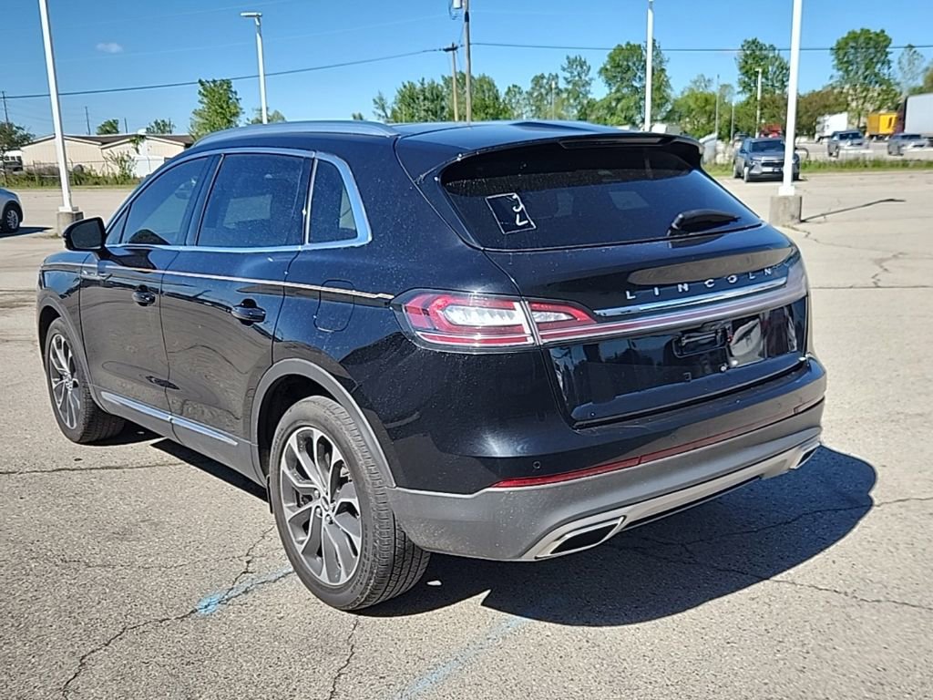 Used 2021 Lincoln Nautilus Reserve AWD/4WD image 4