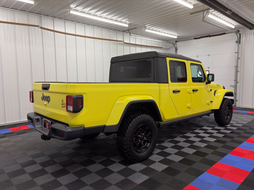 Used 2023 Jeep Gladiator Sport AWD/4WD image 4