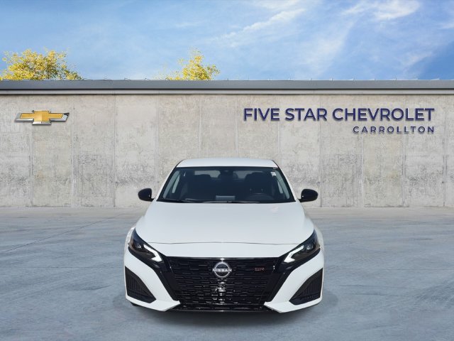 Used 2025 Nissan Altima 2.5 SR FWD image 3