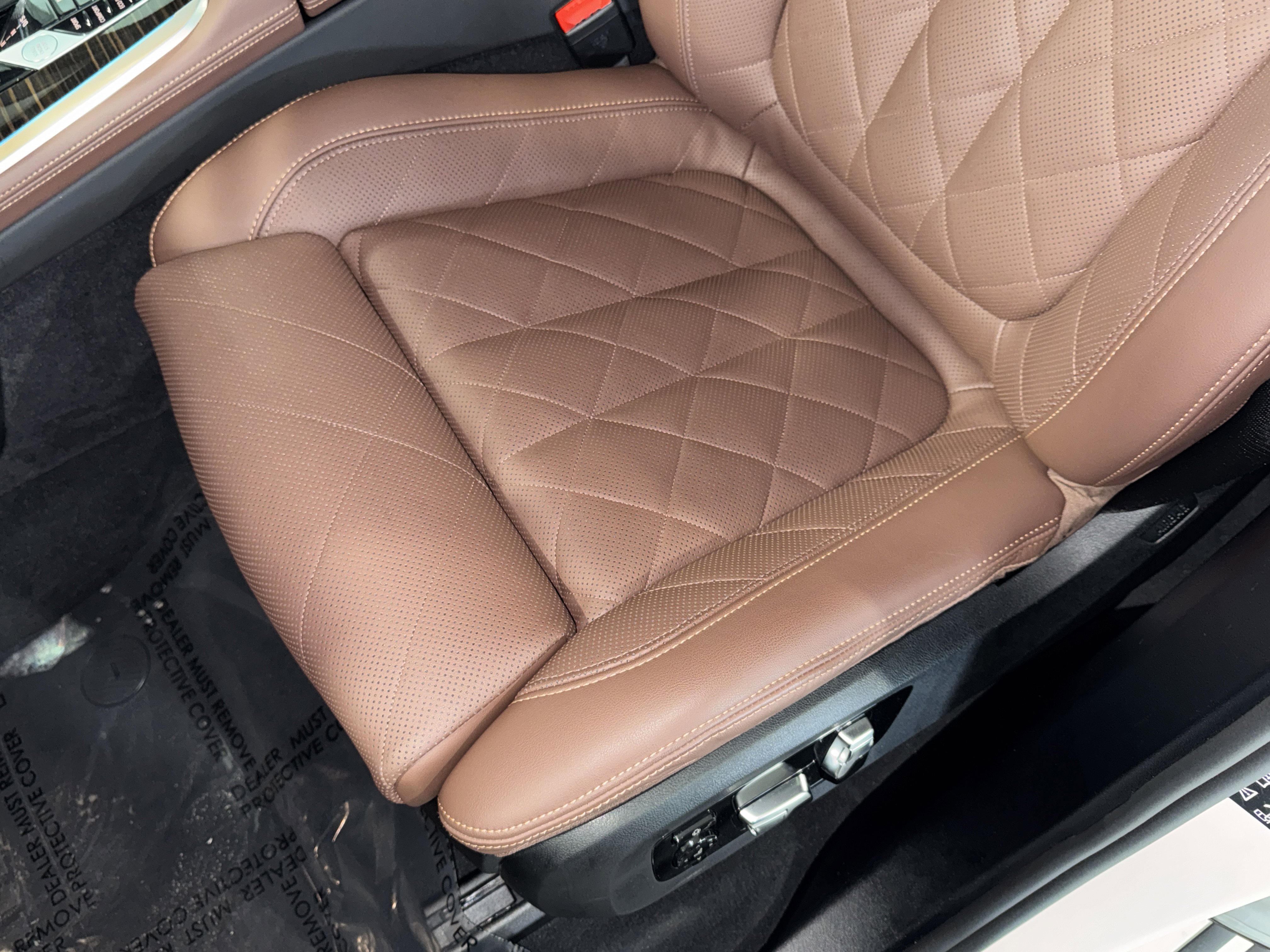 Used 2026 BMW X5 xDrive40i w/ Climate Comfort Package image 34