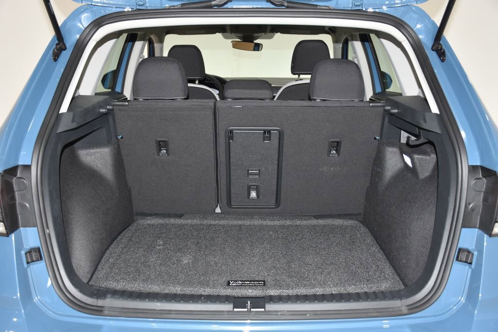 Used 2025 Volkswagen Taos S image 29