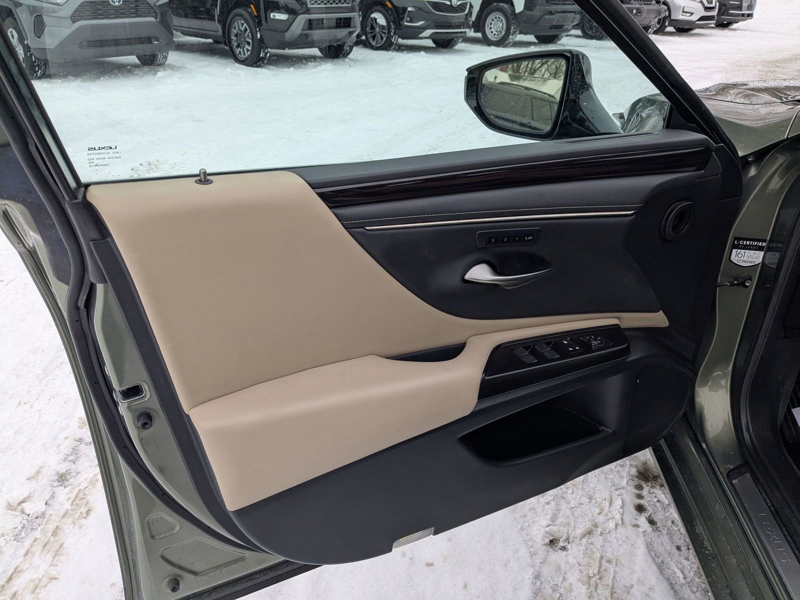 Used 2019 Lexus ES 350 350 w/ Premium Package image 24