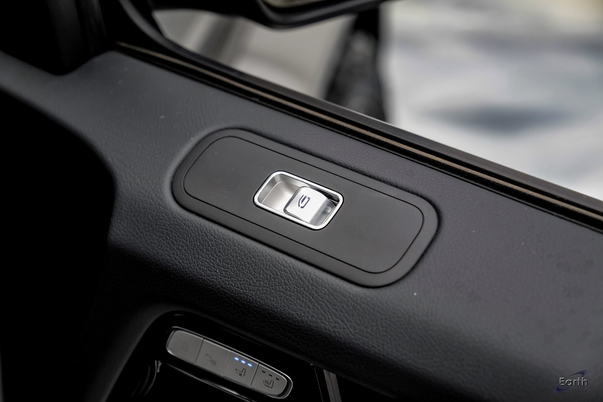 Used 2025 Mercedes-Benz G 63 AMG 4MATIC image 96