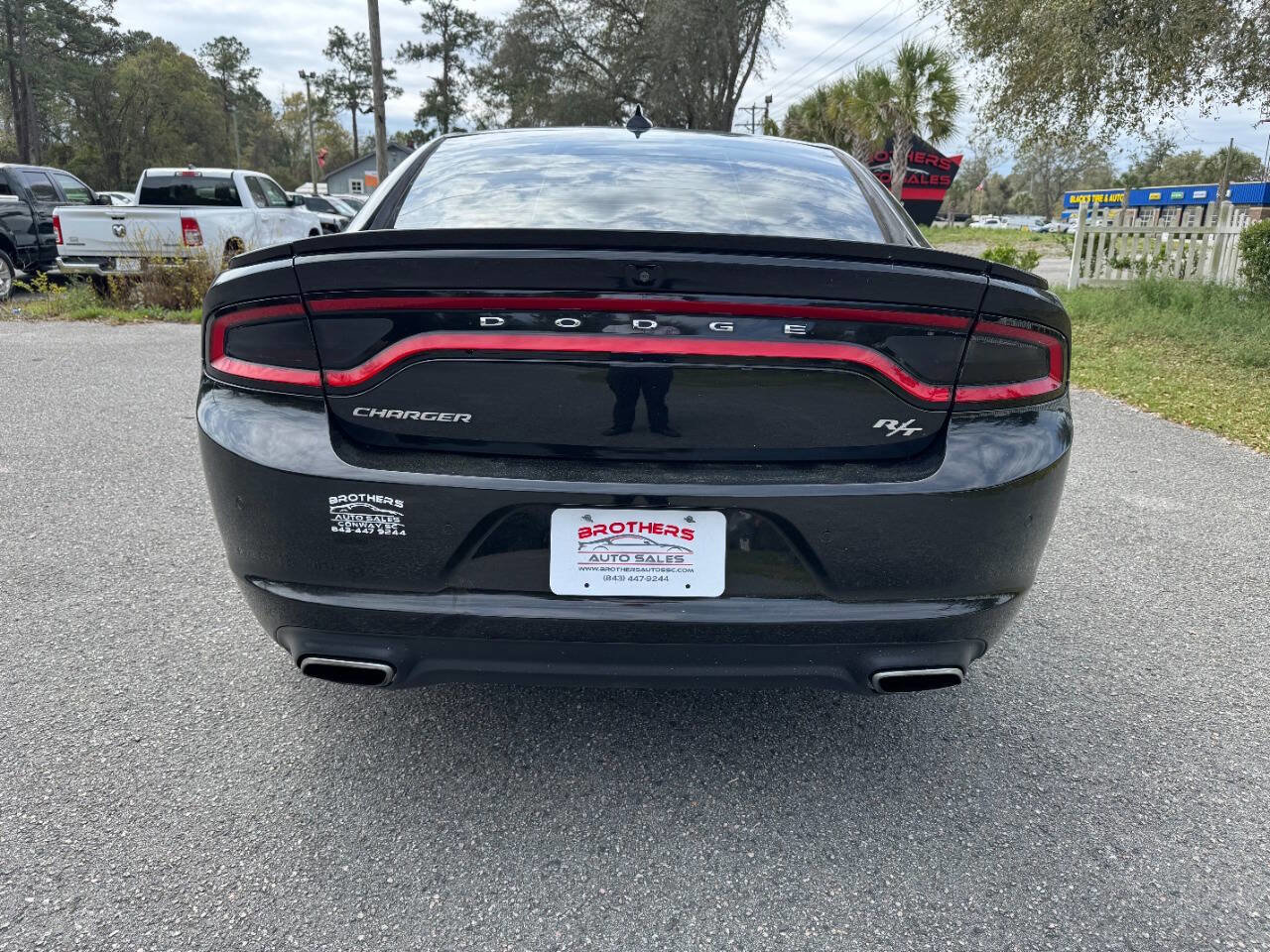 Used 2015 Dodge Charger R/T w/ Plus Group image 32