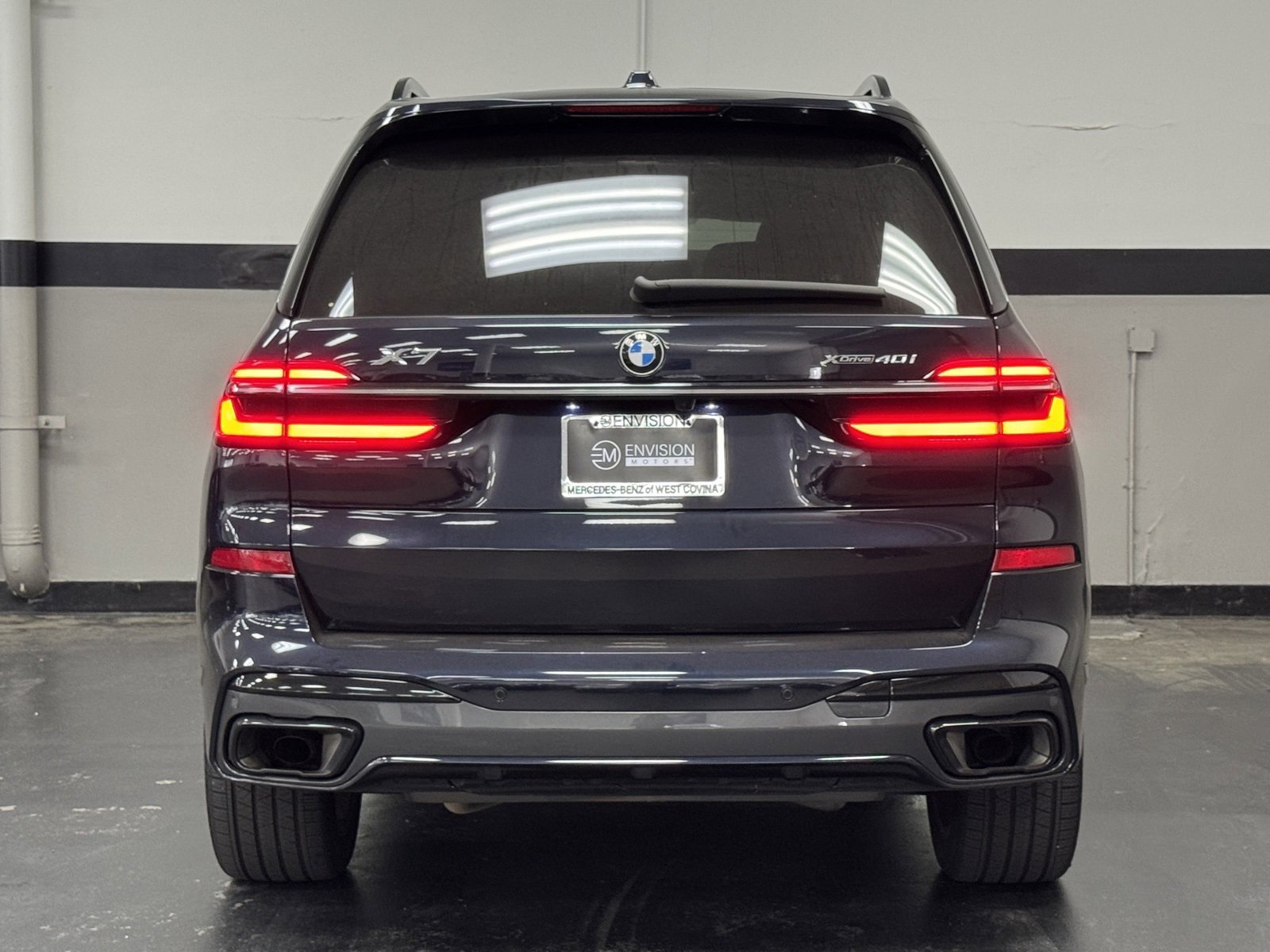 Used 2023 BMW X7 xDrive40i w/ M Sport Package image 10