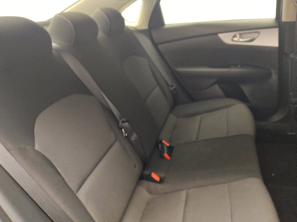 Used 2024 Kia Forte LX image 19