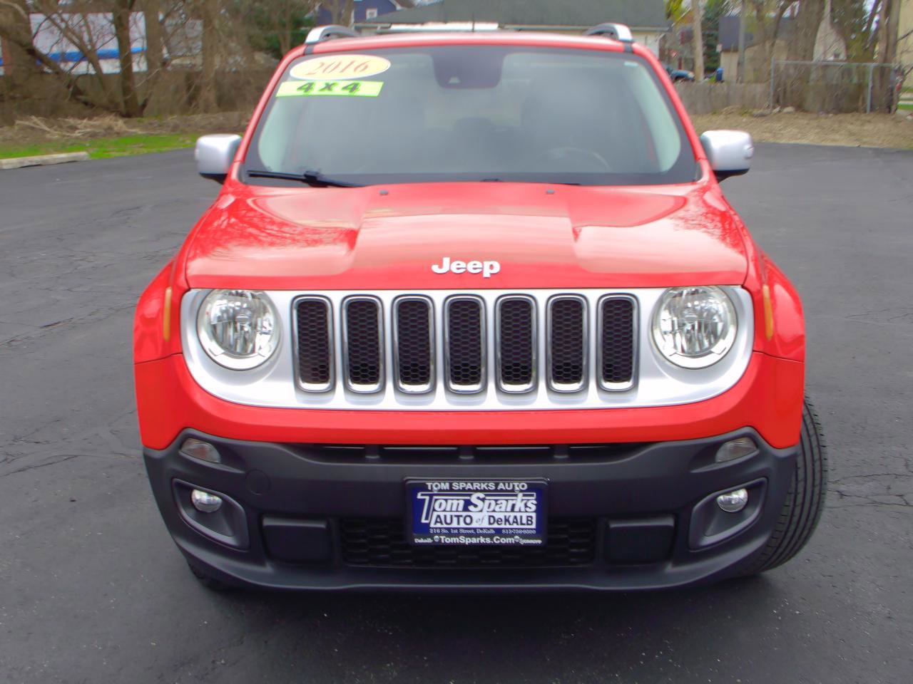 Used 2016 Jeep Renegade Limited image 32
