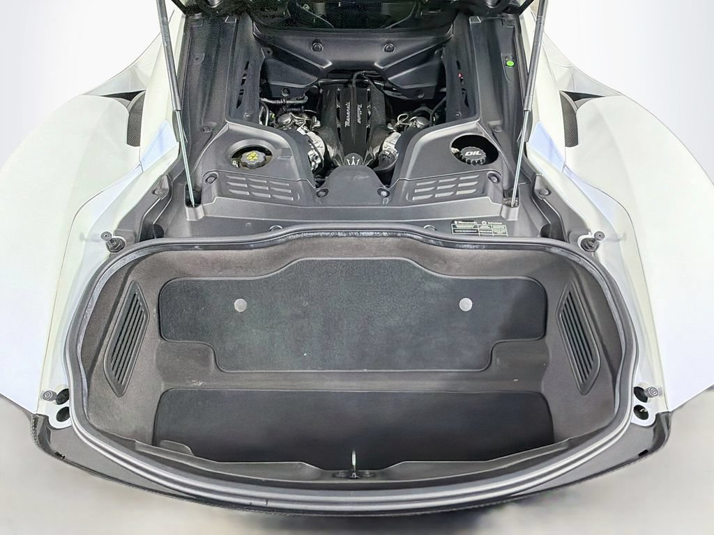 Used 2022 Maserati MC20 Coupe RWD image 25