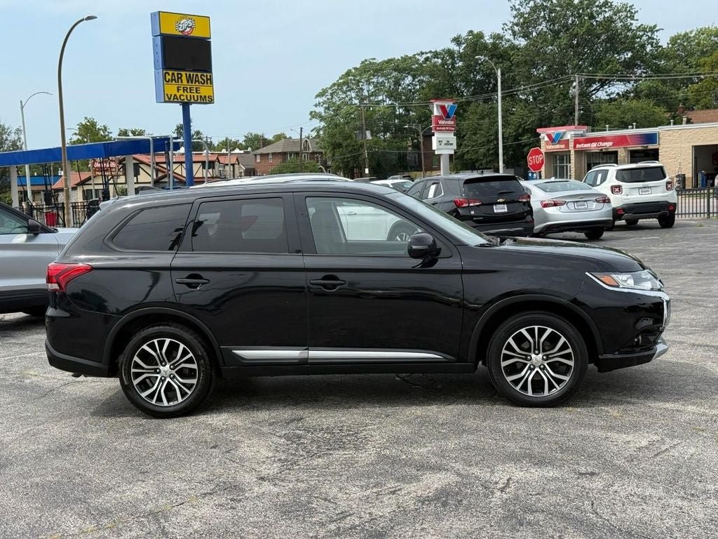 Used 2018 Mitsubishi Outlander SE FWD image 5