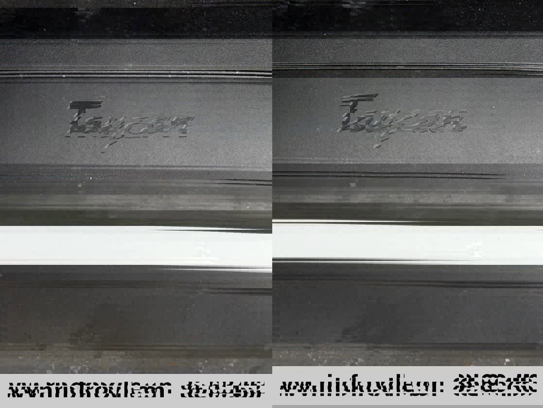 Used 2023 Porsche Taycan image 12