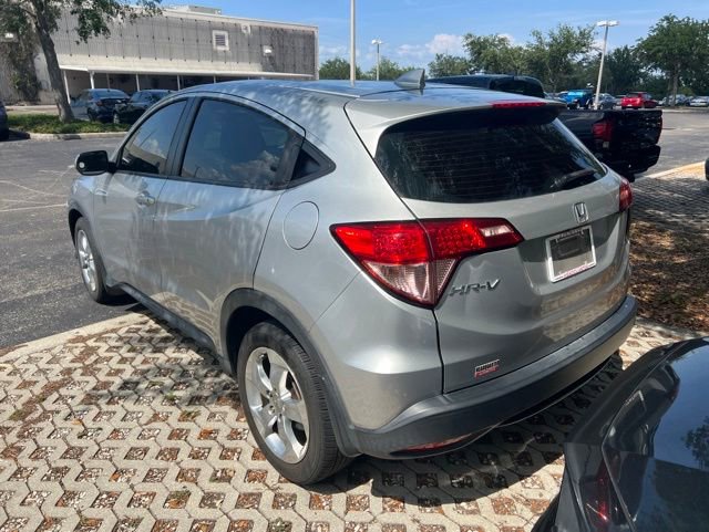 Used 2016 Honda HR-V LX image 4
