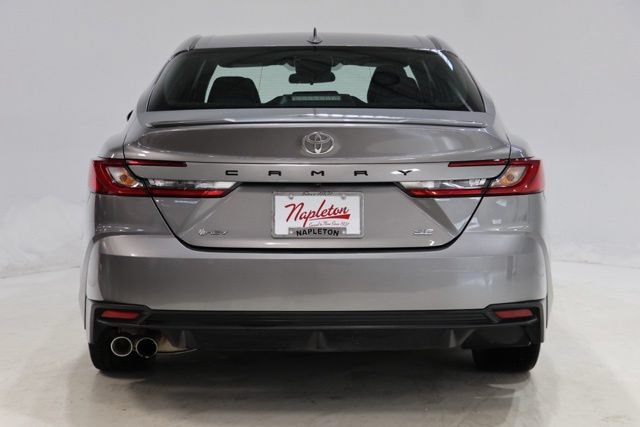 Used 2025 Toyota Camry SE FWD image 7