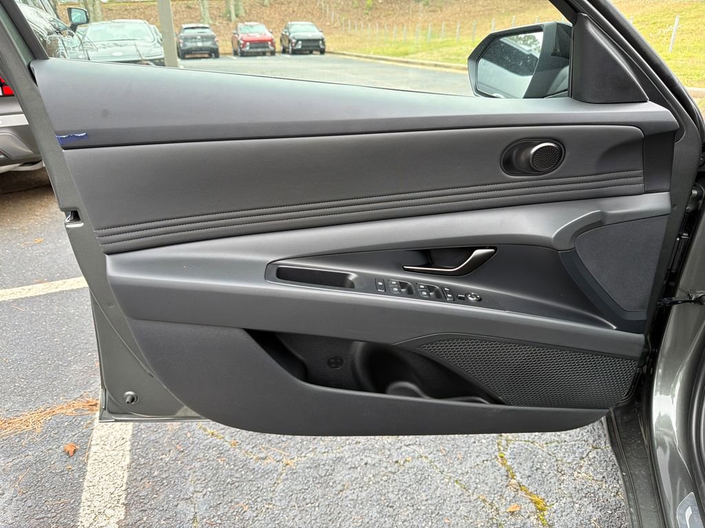 New 2026 Hyundai Elantra Sport FWD image 10