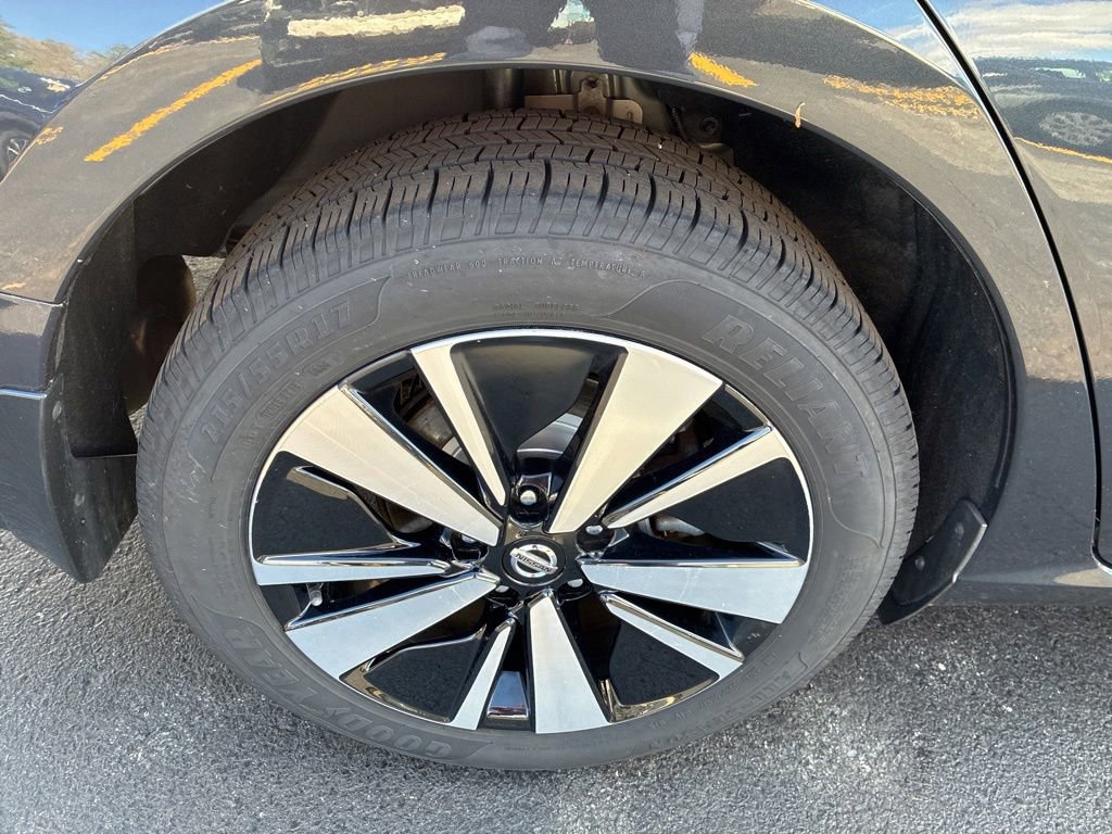 Certified 2022 Nissan Altima 2.5 SV AWD/4WD image 10