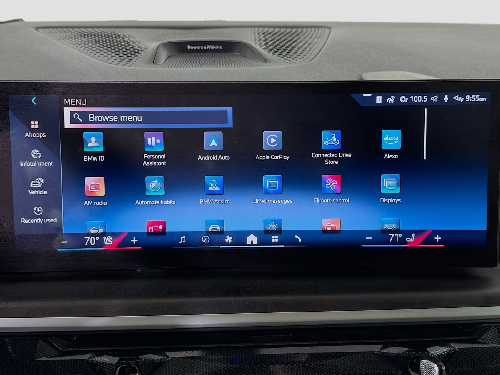 Used 2025 BMW X7 xDrive40i w/ Executive Package image 16