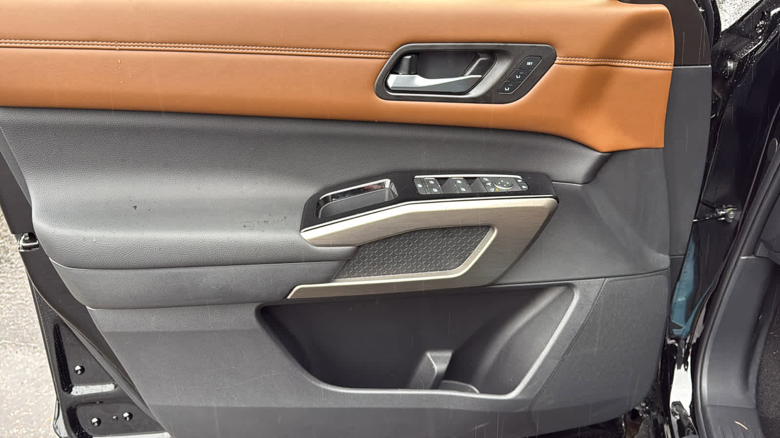 New 2025 Nissan Pathfinder Platinum w/ Cargo Package image 15