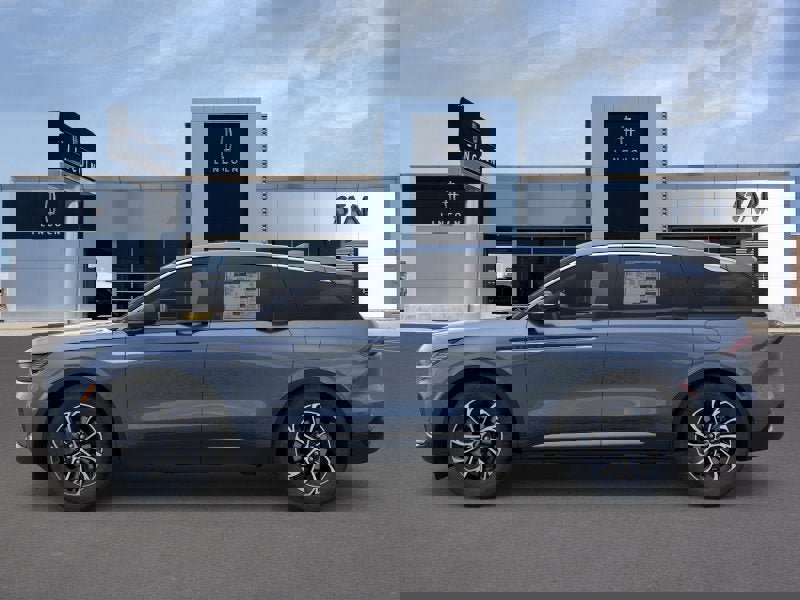 New 2026 Lincoln Nautilus Premier w/ Equipment Group 102A image 3