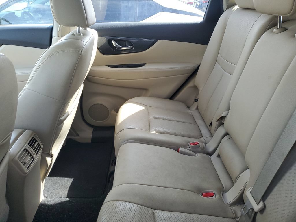 Certified 2016 Nissan Rogue SL w/ SL Premium Package FWD image 11