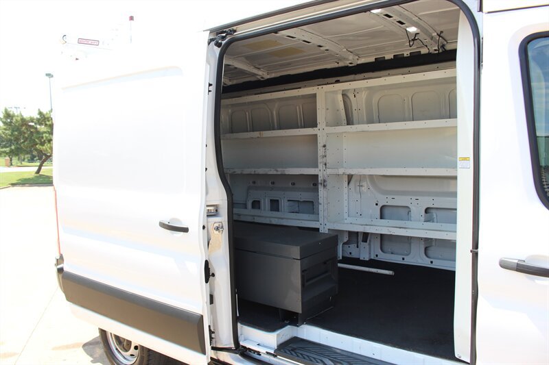 Used 2024 Ford Transit 250 148 Medium Roof RWD image 14
