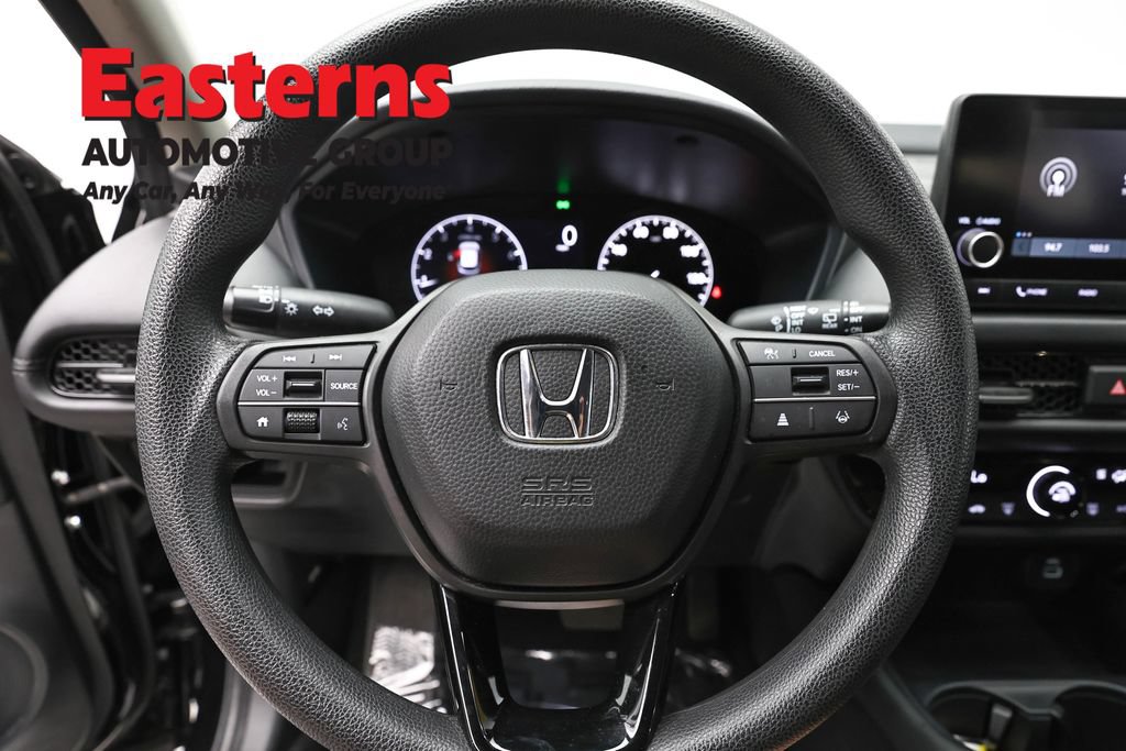 Used 2023 Honda HR-V LX image 10