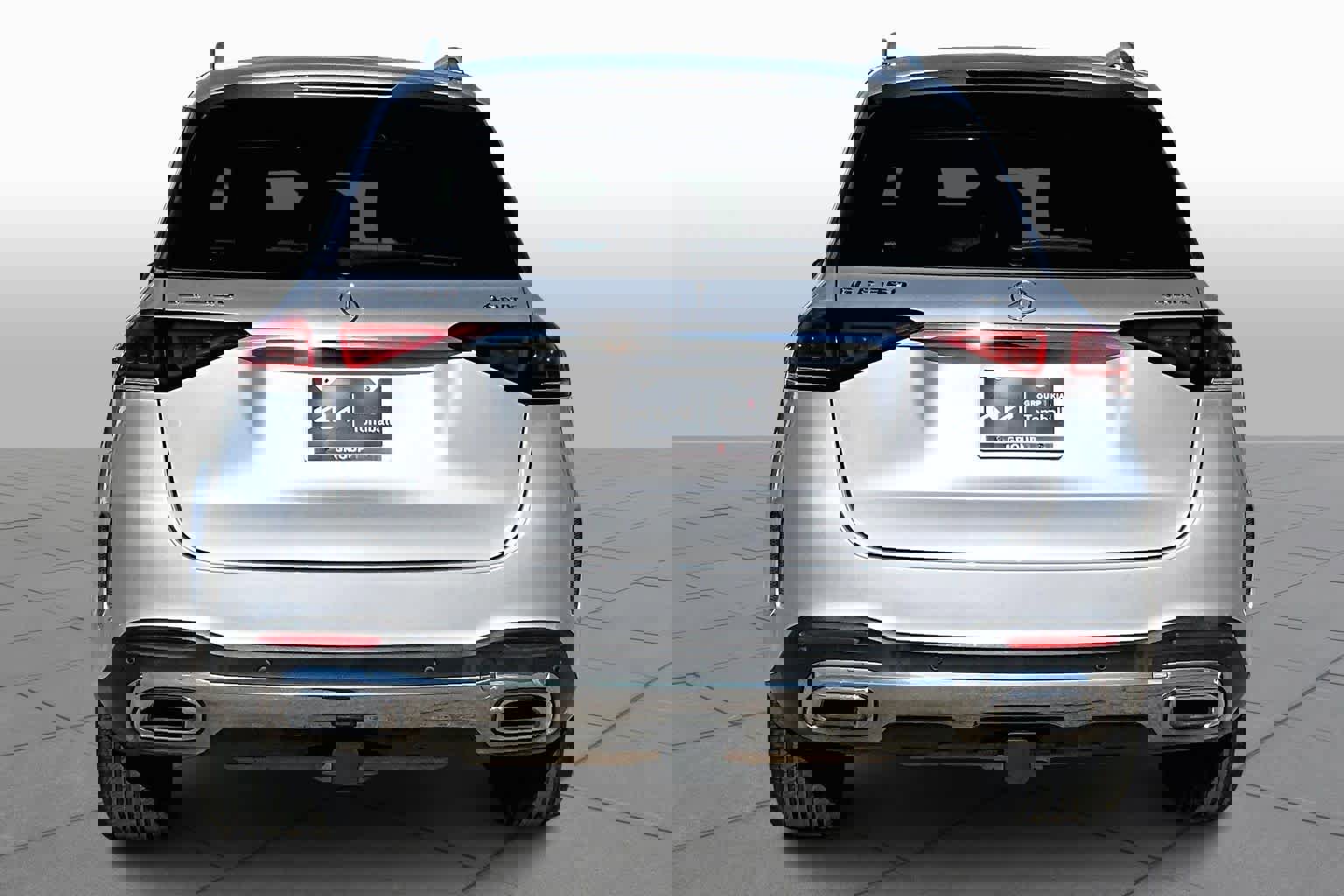 Used 2020 Mercedes-Benz GLE 350 4MATIC image 4