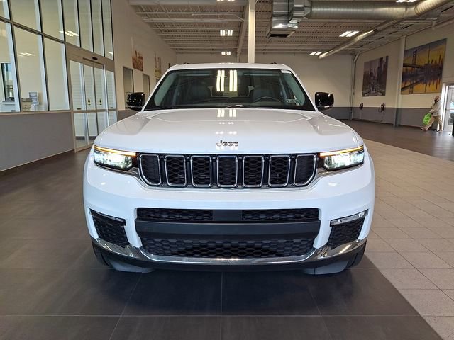 Used 2021 Jeep Grand Cherokee L Limited image 2
