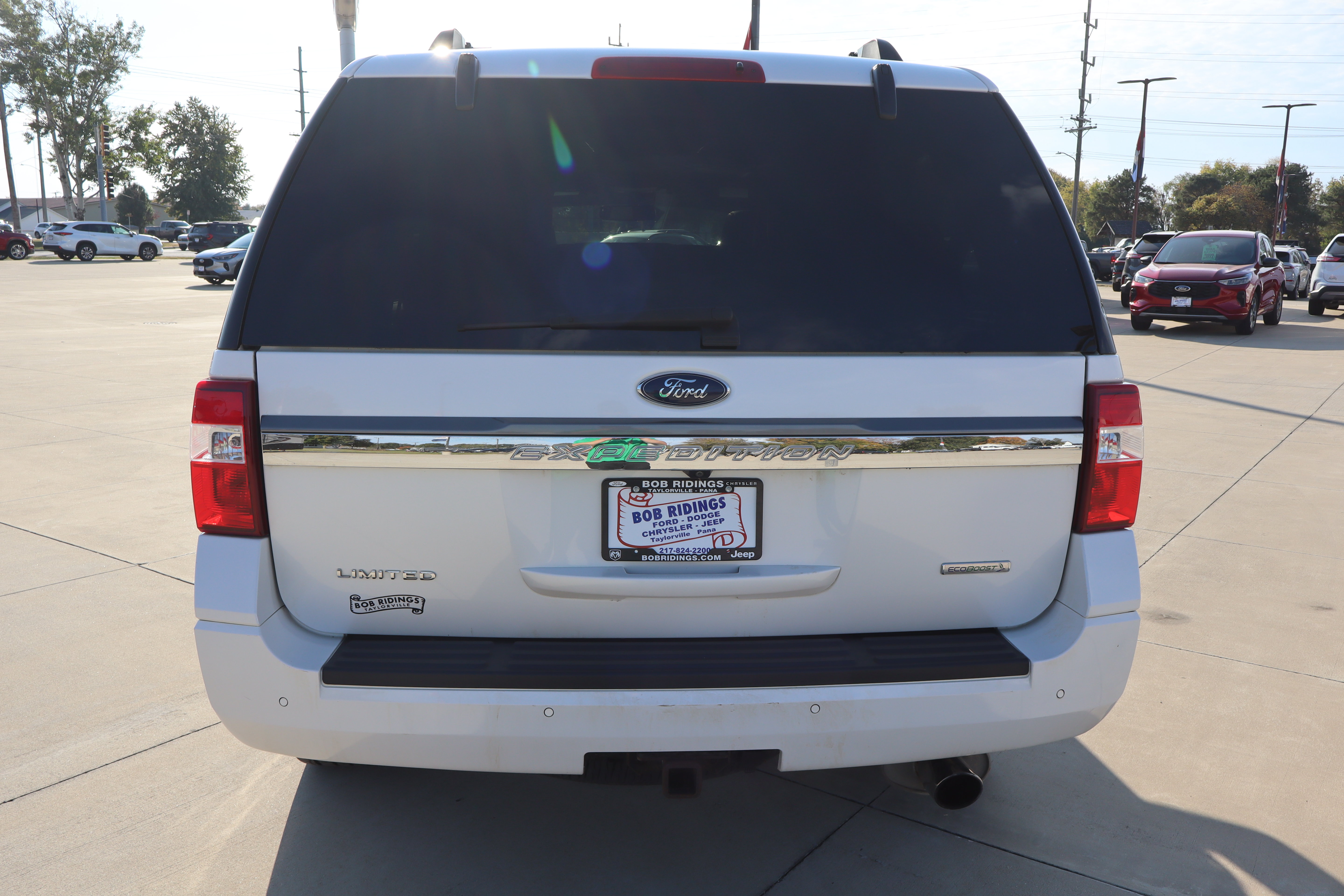 Certified 2017 Ford Expedition Limited w/ Equipment Group 301A AWD/4WD image 7