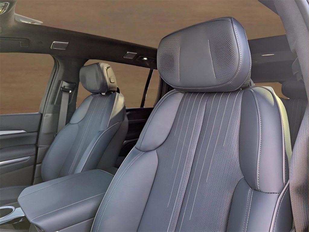 New 2025 Cadillac Escalade IQ Luxury 2 image 10