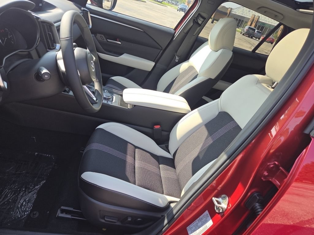New 2026 MAZDA CX-50 AWD 2.5 S w/ Accent Package image 17