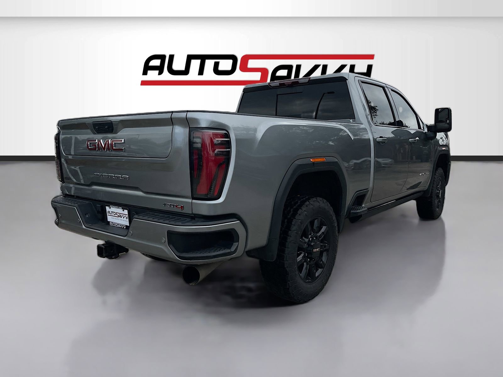 Used 2025 GMC Sierra 2500 AT4 w/ AT4 Premium Plus Package image 7